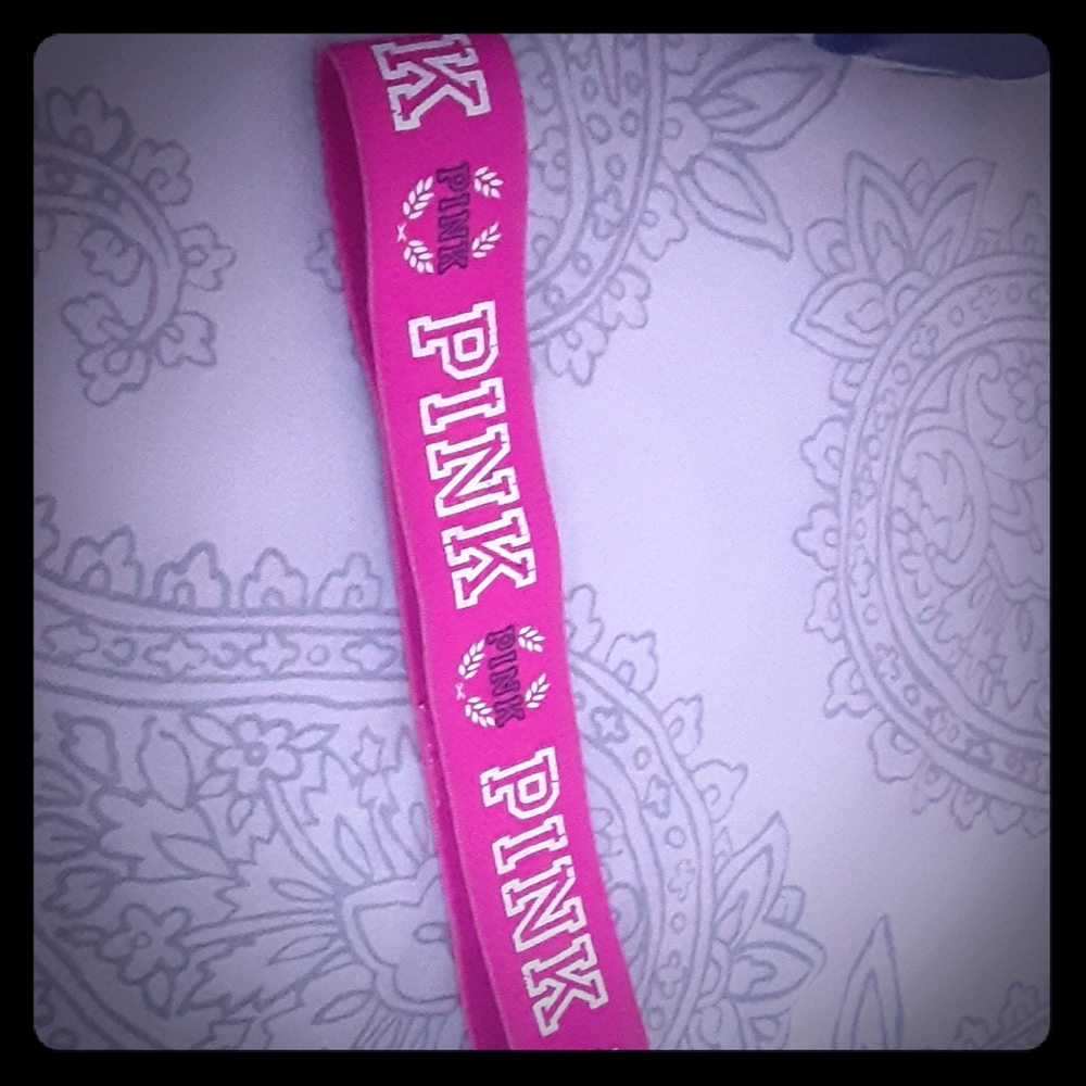 V.s headband